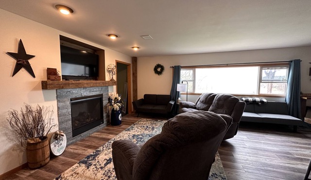 Pet Friendly River Bottom Oasis - Bagley