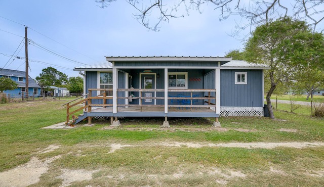 Pet-Friendly Rockport House - 4 Mi to Goose Island
