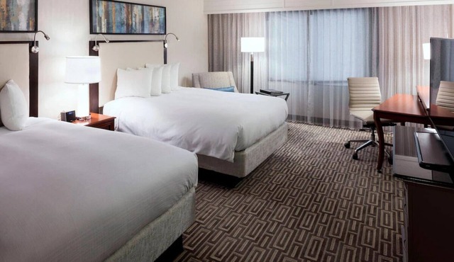 Pet-Friendly Room with Fitness Center Close to Fairfax Museum & Visitor Center