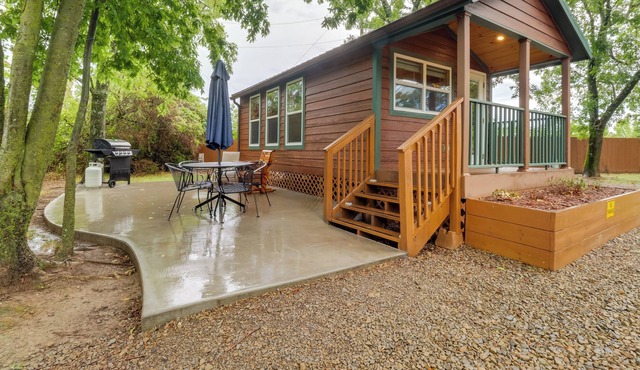 Pet-Friendly Sallisaw Studio w/ Furnished Patio!
