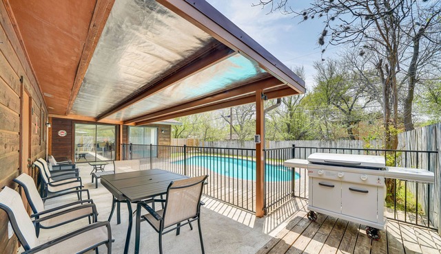 Pet-Friendly San Antonio Vacation Rental w/Pool!