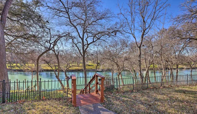 Pet-Friendly Seguin Retreat w/Deck & River Views!