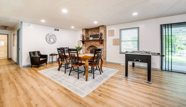 Pet-Friendly Shell Knob Retreat w/ Deck & Grill!