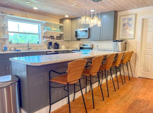 Pet Friendly Sleeps 9 Golf Cart Hot Tub - Weekly Discounts