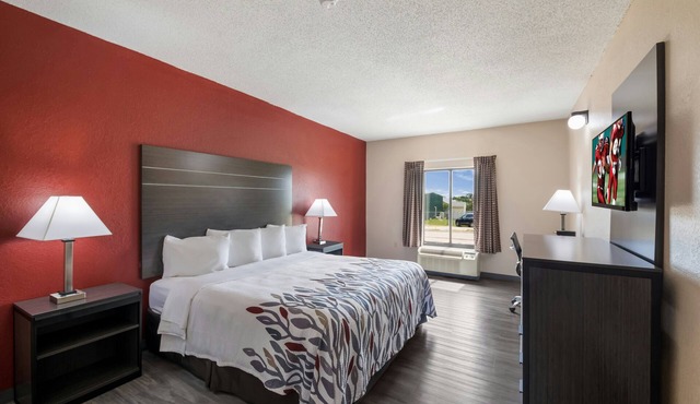 Pet-Friendly Stay Perfect for Families & Business Trips Near Austin Attractions