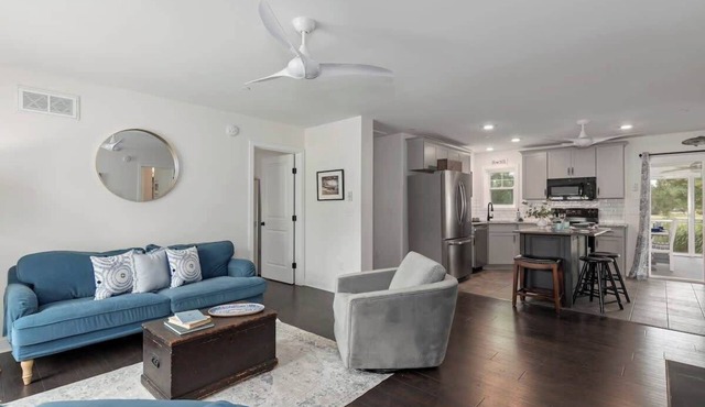 Pet-Friendly Summer Retreat on Tilghman