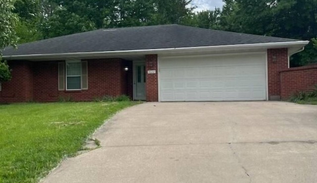 Pet-Friendly SW Home, 13 Mins to Mizzou