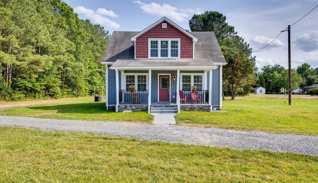Pet-Friendly ‘The Wray Cottage’ w/Large Backyard!