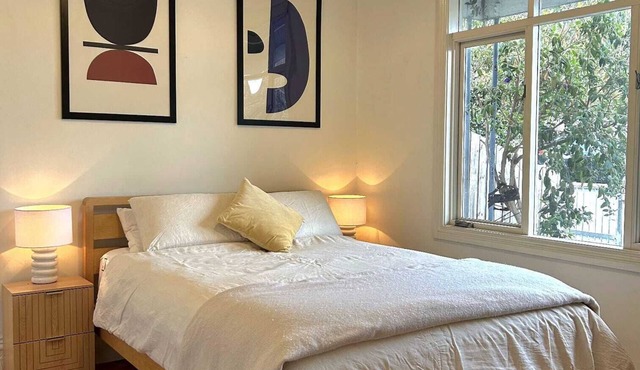 Pet-friendly three bedroom house in Kensington!