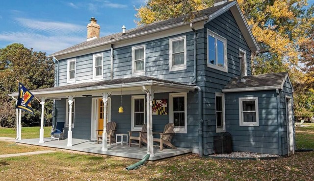 Pet-Friendly Tilghman Island Coastal Retreat