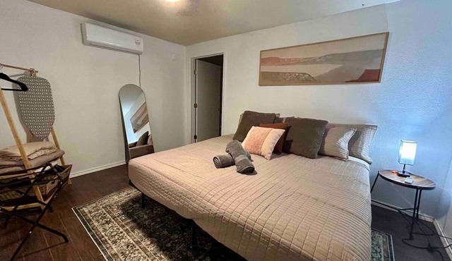 Pet-Friendly Tiny House w/King Bed & Fast Wi-Fi