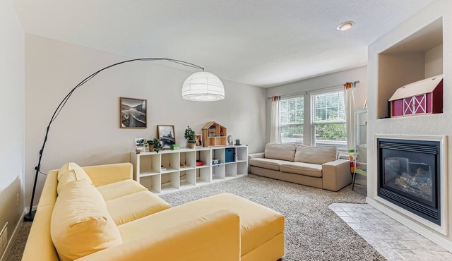 Pet Friendly Townhome Near Parks