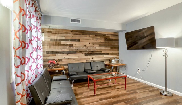 Pet Friendly Townhouse