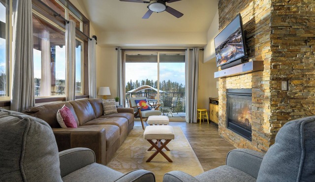 Pet Friendly | Trailhead Lodges 134 | Pool, Hot Tub & Fitness Center | Sleeps 10
