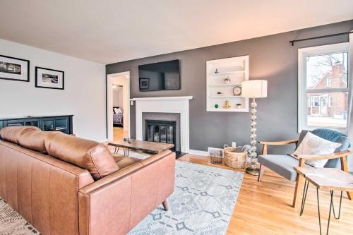 Pet-Friendly Uptown Normal Home: Steps to ISU