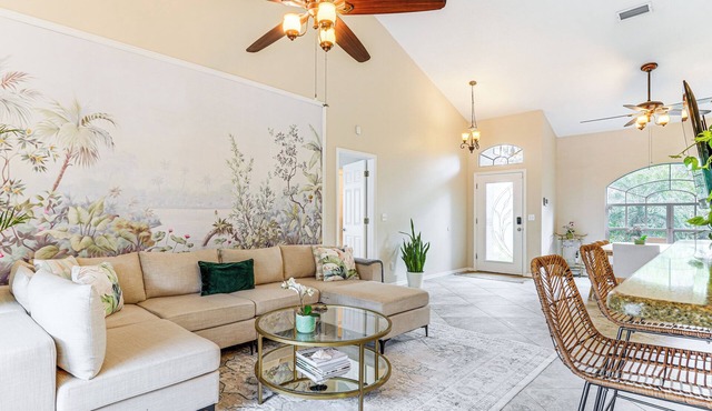 Pet-Friendly Valrico Vacation Home w/Lanai!
