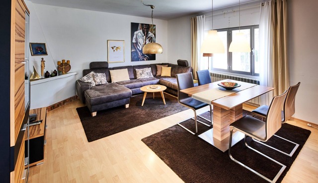 Pet-Friendly Villa close to the Beach with Private Pool, Garden, Terraces, BBQ & Wi-Fi