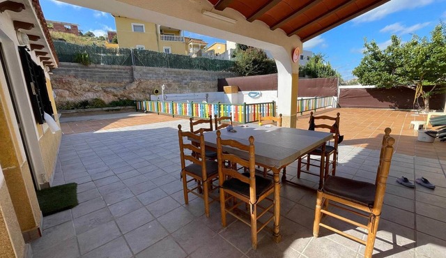 Pet-Friendly Villa with Pool