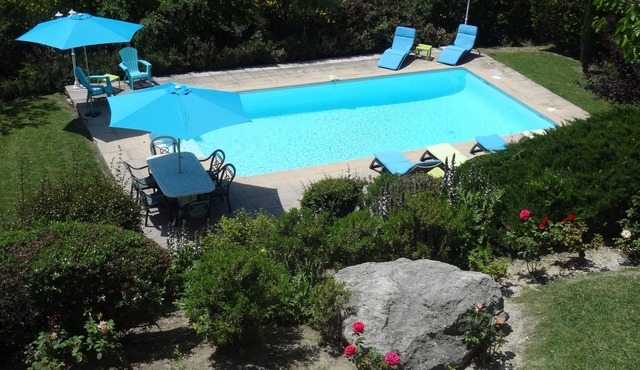 Pet Friendly Villa with private pool and fantastic sea view of Cote D'Azur