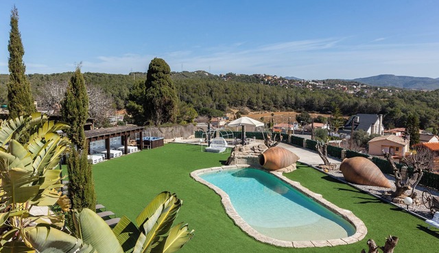 Pet-Friendly Villa Masía Can Trabal with Mountain View, Pool, Jacuzzi, Wi-Fi, A/C, Terrace & Garden
