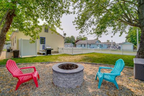 Pet-Friendly Villas Vacation Rental Walk to Bay