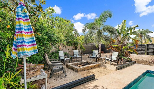 Pet Friendly w/Heated Pool 4BR Home