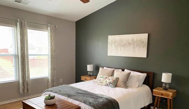 Pet-friendly Well-located Neighborhood Home