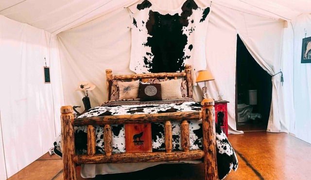 Pet Friendly Wild West Luxury Glamping tent
