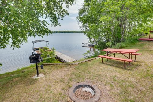 Pet-Friendly Wisconsin Cabin on Lake w/Fire Pit!