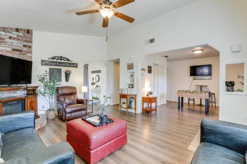 Pet-Friendly Yard! Home 3 Mi to Sky River Casino