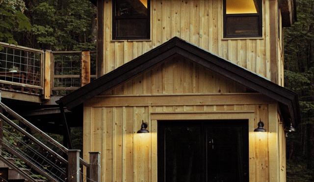 Pet Friendly✦Sauna✦5 min to Lake Superior✦15 min to downtown GM ✦In Maple Forest