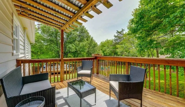 Pet Paradise: Mooresville Escape