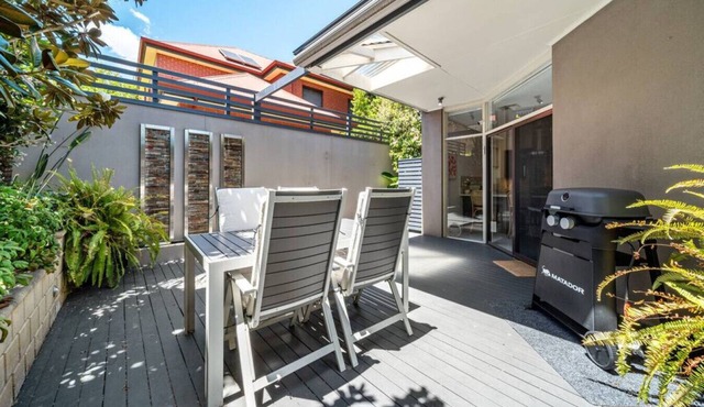 Petal and Bloom - 3BR Family CBD