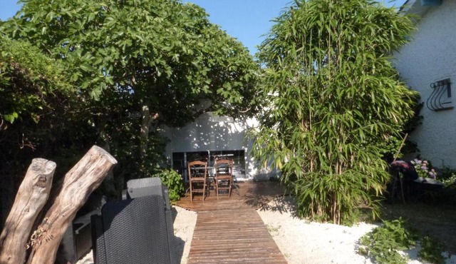 Petit écrin de verdure entre lac et océan