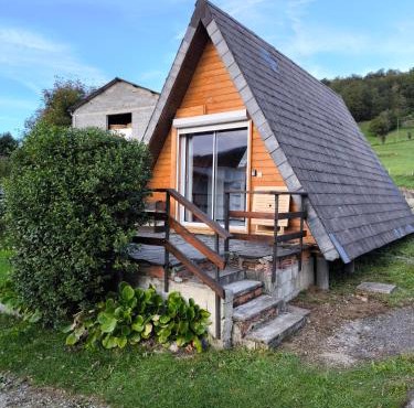Petit chalet avec terrasse