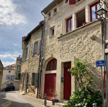 Petit cocon à 10min d'Avignon