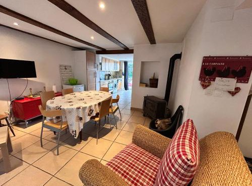 Petit coin de bonheur - 3 chambres & 1 poele à bois