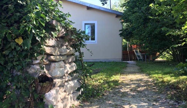 Petit Gîte Cosy en Bord de Ruisseau, Bain Nordique Privé!