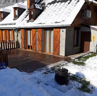 petit gîte de montagne avec jardin et terrasse