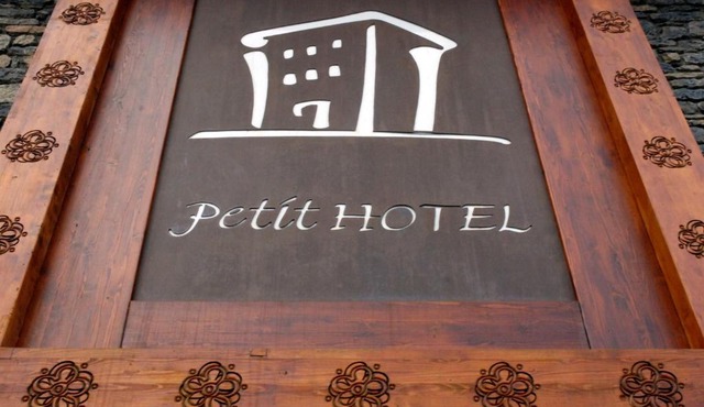 Petit Hotel