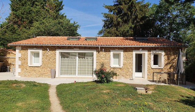 Petit Paradis Avec Piscine Partagée