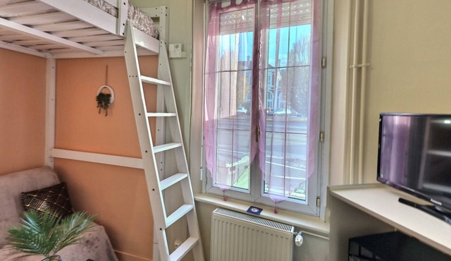 Petit Studio 1 Face Gare, Wifi Gratuit, Proches Toutes Commodités