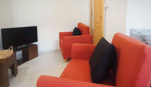 Petit studio au 1er du théâtre