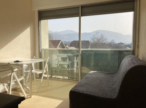 petit studio vue montagne