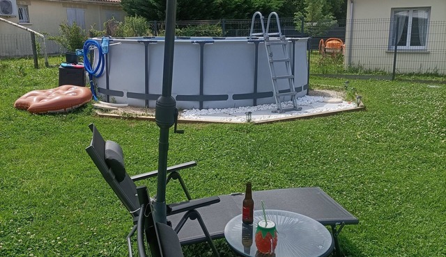 Petite Maison Tout Confort Jardin, Piscine, Barbecue,climatisation,