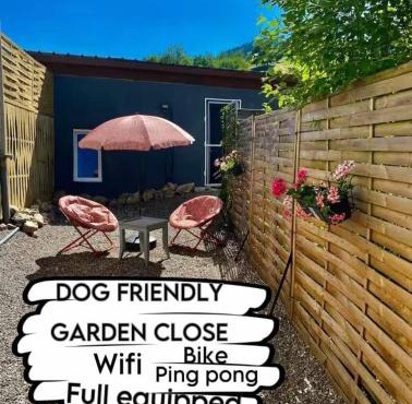 Petite maison au calme avec jardin clôturé les animaux bienvenue