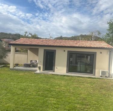 Petite maison au calme