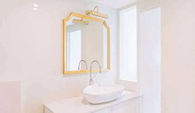 Petite maison avec jardin pour 4 à Vernon