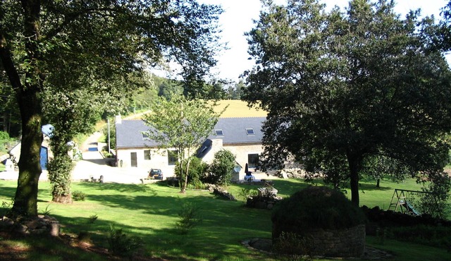 Petite Maison DE Caractere