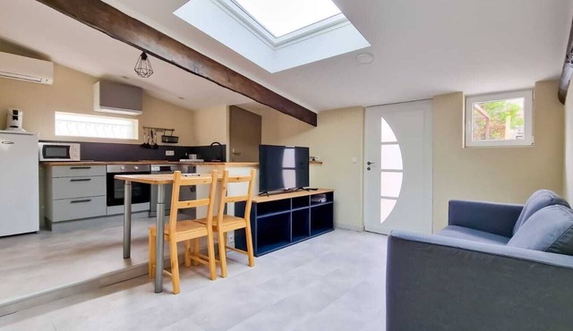 Petite Maison Rénovée 2024 Localisée Entre Cévennes mer Méditerranée et Camargue